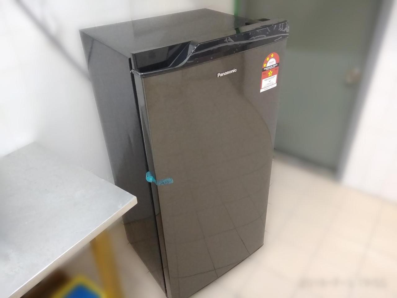 H Homestay Sibu - 1000Mbps 1Gbps Wifi, Astro & Auto Gate Parking Semi Detached House! 외부 사진